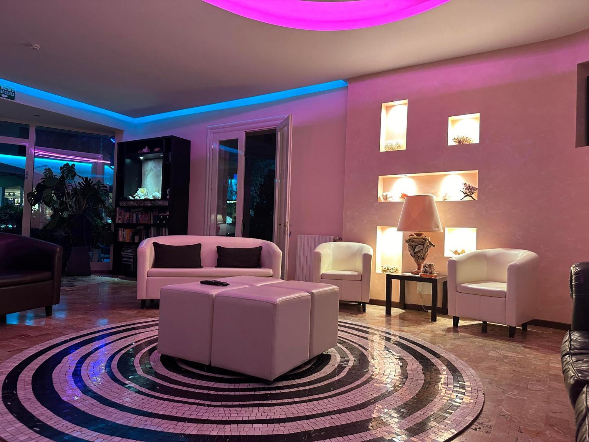 Hotel Julia Llido Degli Estensi Zewnętrze zdjęcie