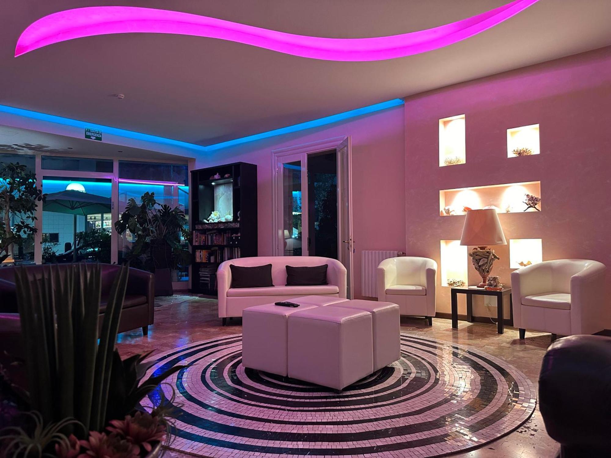Hotel Julia Llido Degli Estensi Zewnętrze zdjęcie