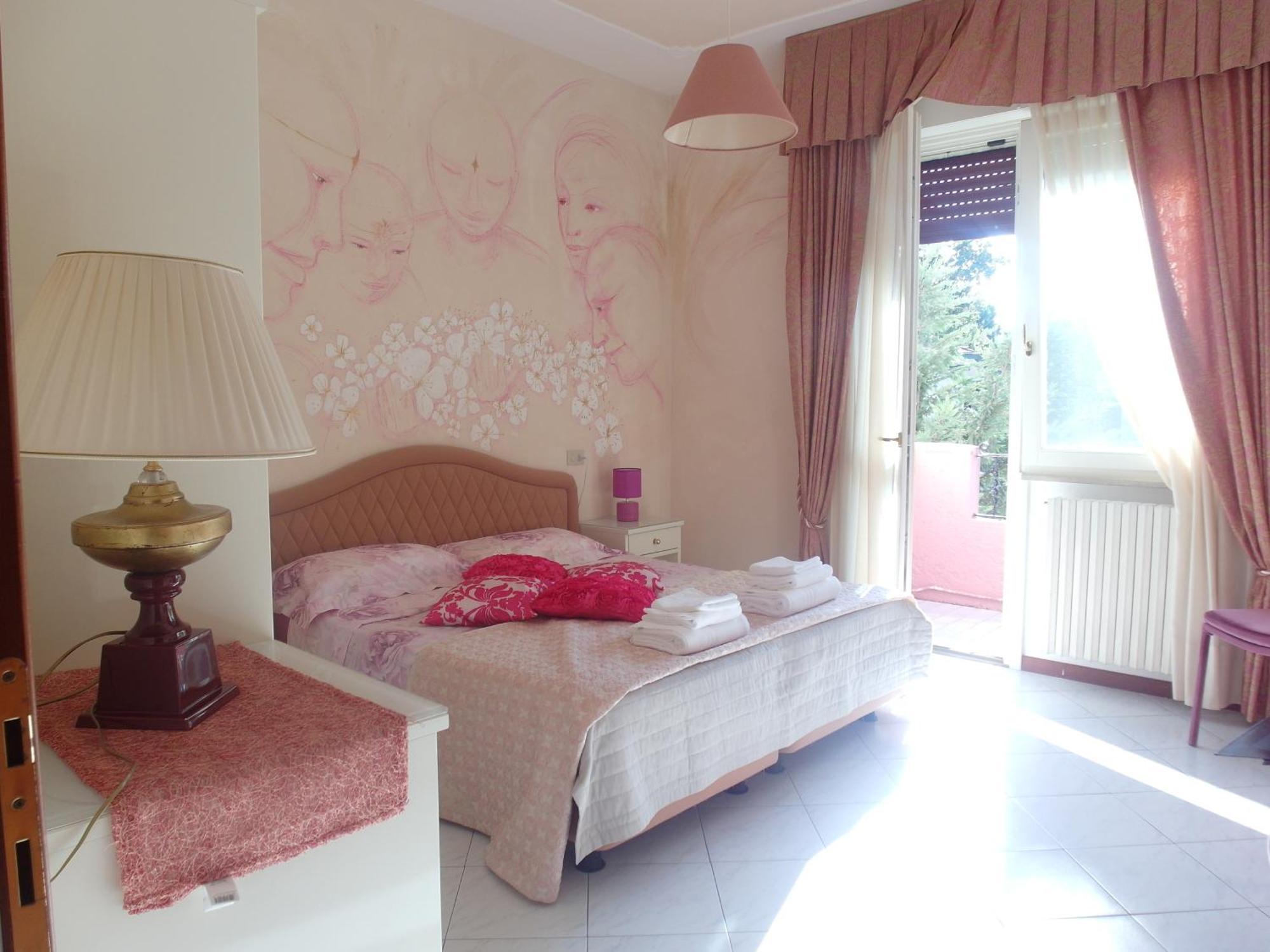 Hotel Julia Llido Degli Estensi Zewnętrze zdjęcie